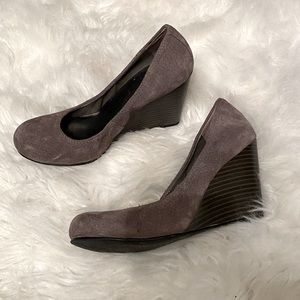 Gray wedges